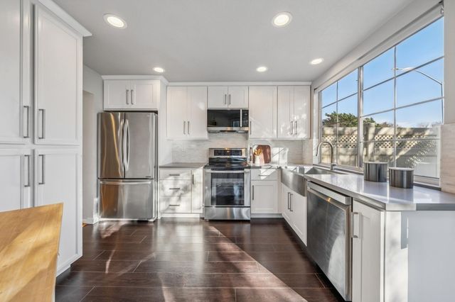 2520 2520 Beach Head Way, Richmond, CA 94804