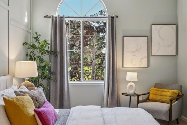 2520 2520 Beach Head Way, Richmond, CA 94804