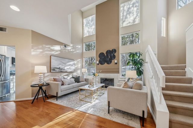 2520 2520 Beach Head Way, Richmond, CA 94804