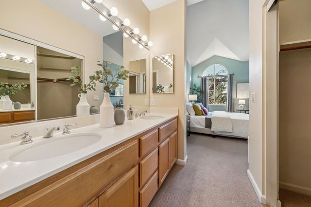 2520 2520 Beach Head Way, Richmond, CA 94804