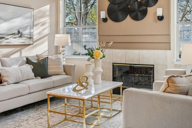 2520 2520 Beach Head Way, Richmond, CA 94804