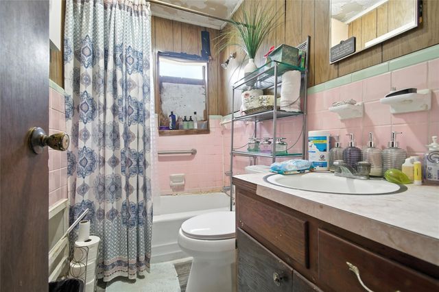 5017 Pinson Street, Fort Worth, TX 76105