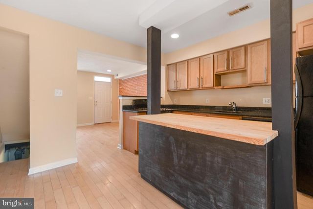 1123 W LOMBARD ST, Baltimore, MD 21223