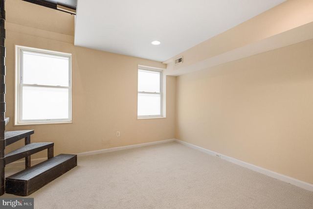 1123 W LOMBARD ST, Baltimore, MD 21223