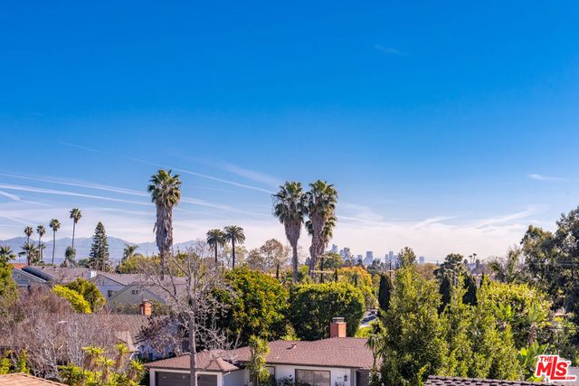 3245 Provon Lane, Los Angeles, CA 90034