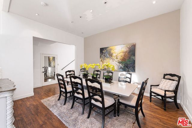 3245 Provon Lane, Los Angeles, CA 90034