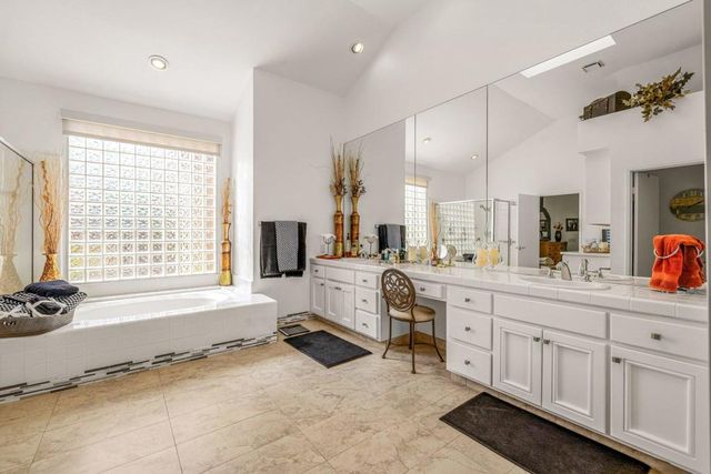 56200 Riviera, La Quinta, CA 92253