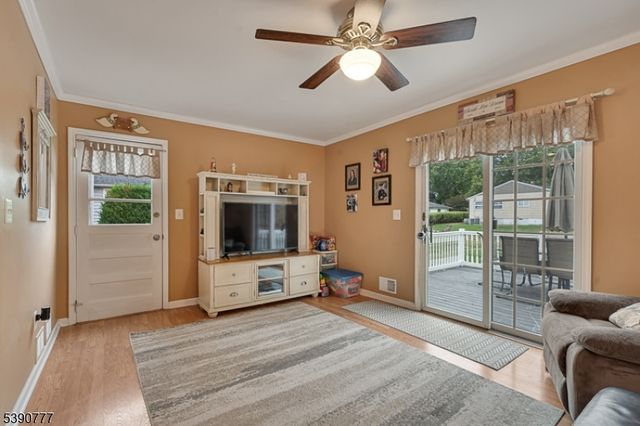 279 Madison Hill Rd, Clark Twp., NJ 07066