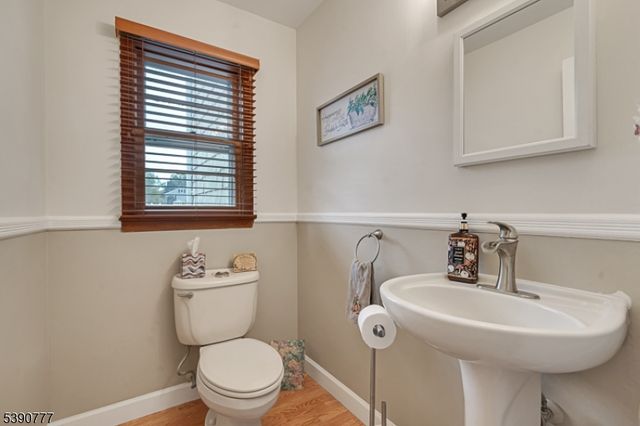 279 Madison Hill Rd, Clark Twp., NJ 07066