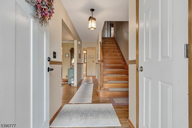 279 Madison Hill Rd, Clark Twp., NJ 07066