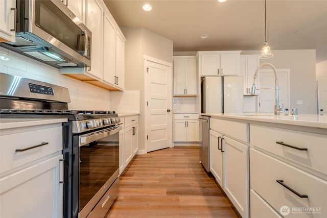 6847 88th Drive NE, Marysville, WA 98270