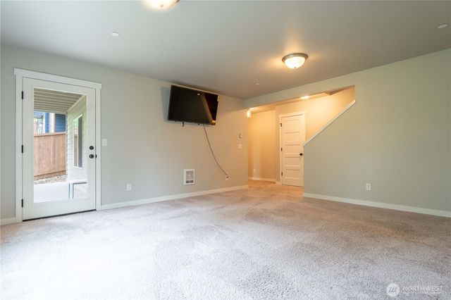 6847 88th Drive NE, Marysville, WA 98270