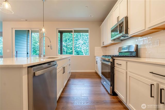 6847 88th Drive NE, Marysville, WA 98270