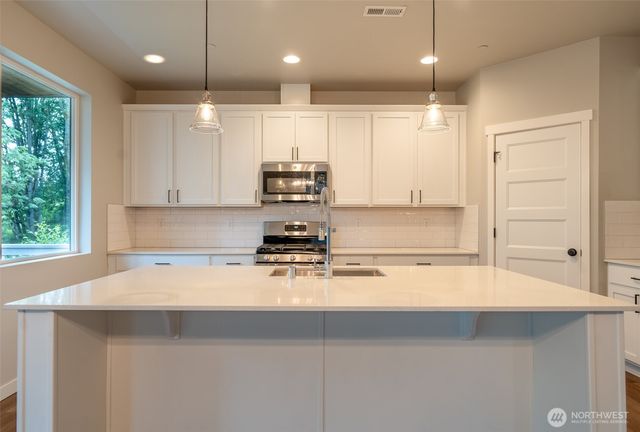 6847 88th Drive NE, Marysville, WA 98270