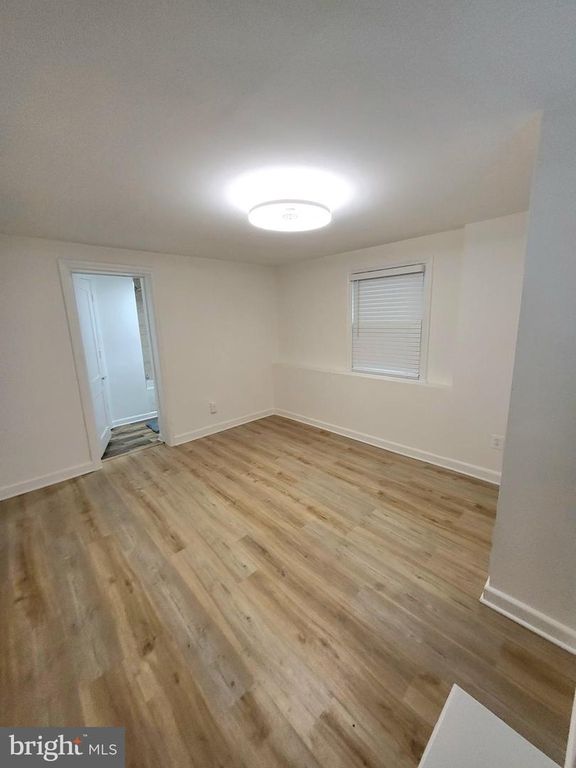 Image 17 of property listing at 824 PHILADELPHIA AVE, Silver Spring, MD 20910