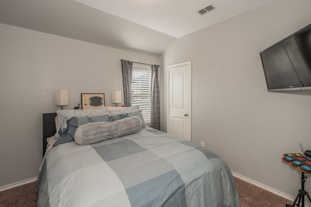 1124 Forest Glen Drive, Azle, TX 76020