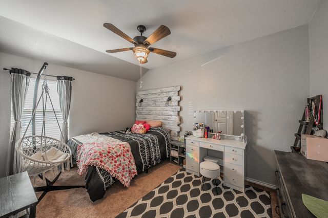 1124 Forest Glen Drive, Azle, TX 76020