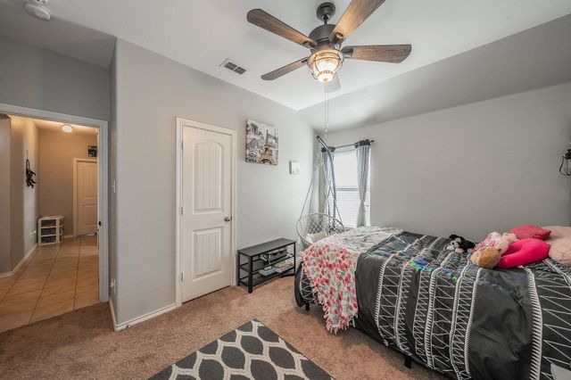 1124 Forest Glen Drive, Azle, TX 76020