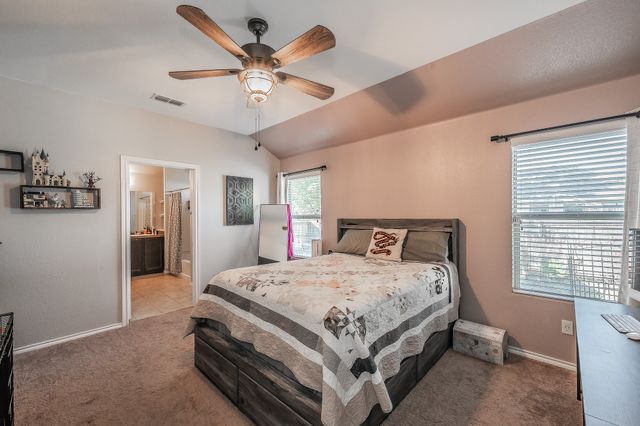 1124 Forest Glen Drive, Azle, TX 76020