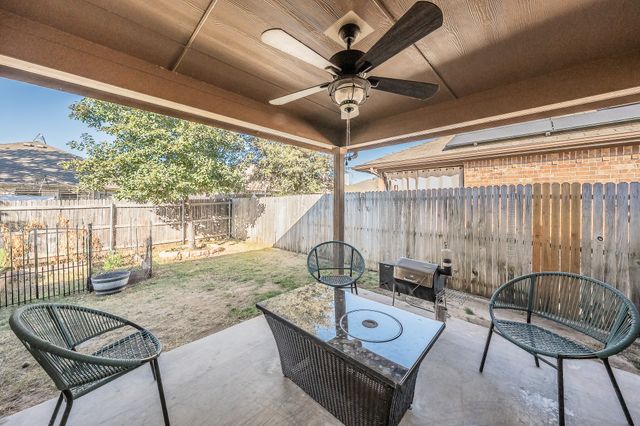 1124 Forest Glen Drive, Azle, TX 76020