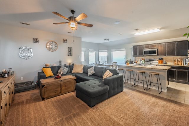 1124 Forest Glen Drive, Azle, TX 76020