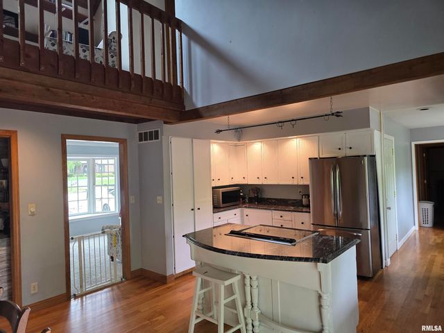 9 CHRISENDALE Lane, Washington, IL 61571