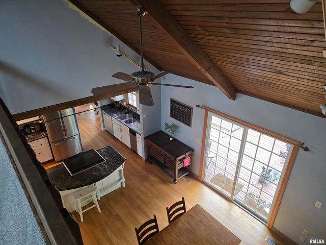 9 CHRISENDALE Lane, Washington, IL 61571