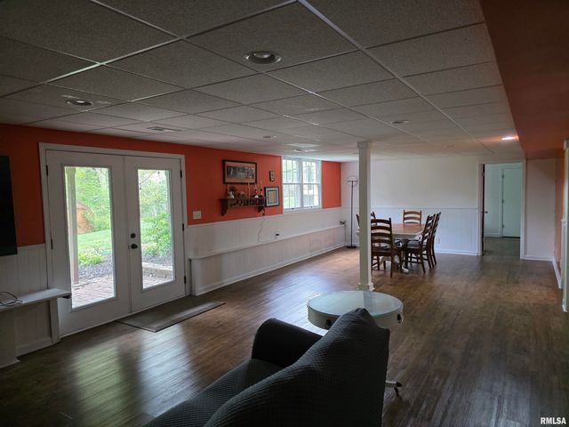 9 CHRISENDALE Lane, Washington, IL 61571