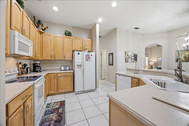 722 BRIGHTON DRIVE, Davenport, FL 33897