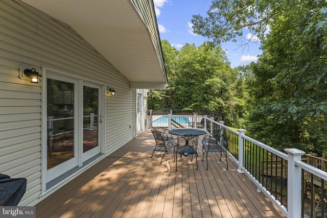 7154 CHESTERFIELD, Warrenton, VA 20187