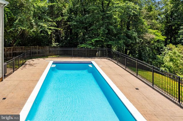 7154 CHESTERFIELD, Warrenton, VA 20187