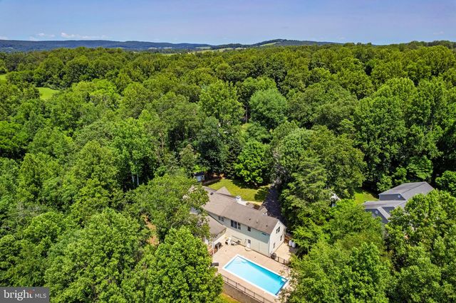 7154 CHESTERFIELD, Warrenton, VA 20187