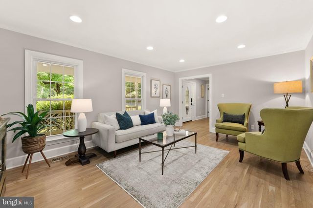7154 CHESTERFIELD, Warrenton, VA 20187