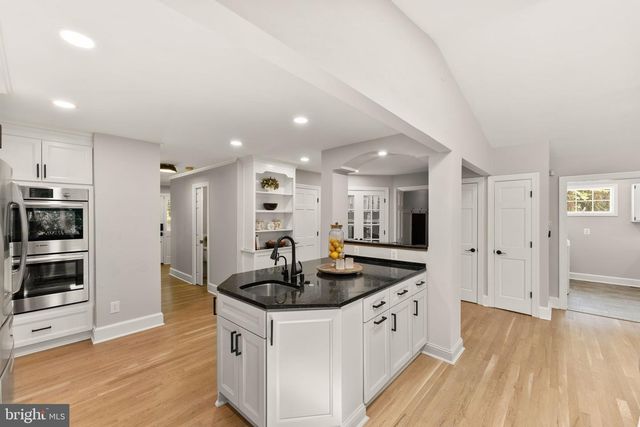 7154 CHESTERFIELD, Warrenton, VA 20187