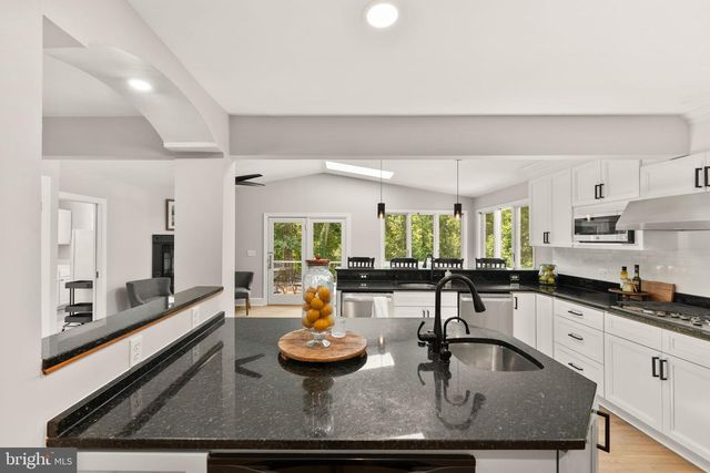7154 CHESTERFIELD, Warrenton, VA 20187