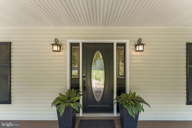 7154 CHESTERFIELD, Warrenton, VA 20187