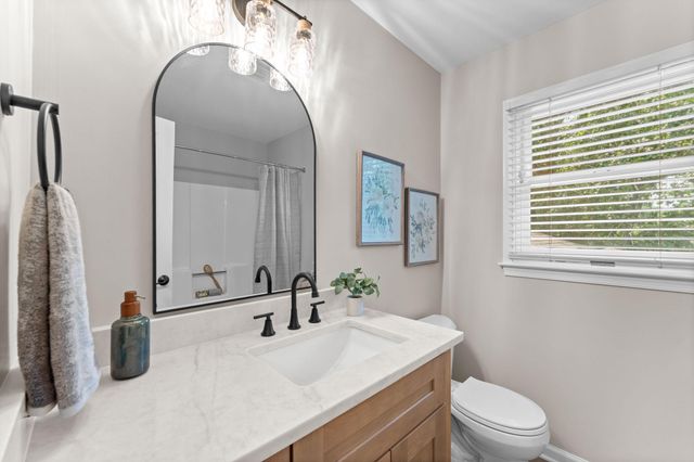7154 CHESTERFIELD, Warrenton, VA 20187