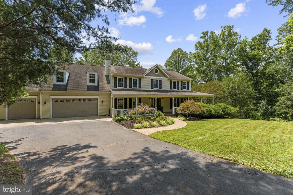 7154 CHESTERFIELD, Warrenton, VA 20187