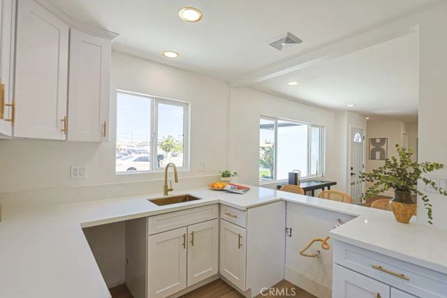 11842 Santa Rosalia, Stanton, CA 90680