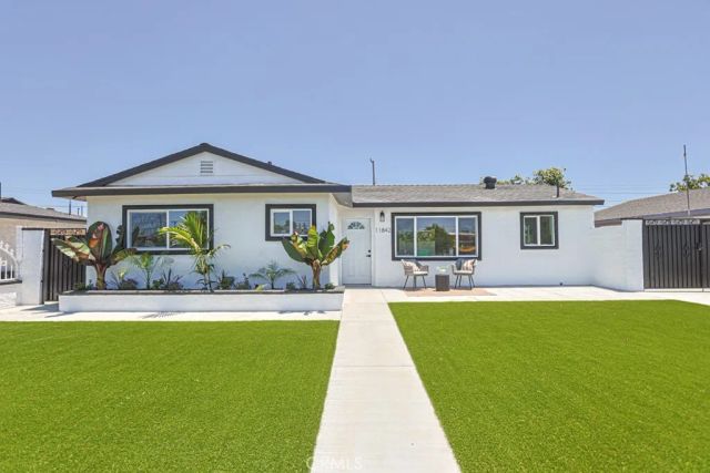 11842 Santa Rosalia, Stanton, CA 90680