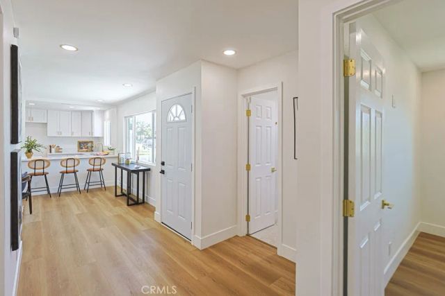 11842 Santa Rosalia, Stanton, CA 90680