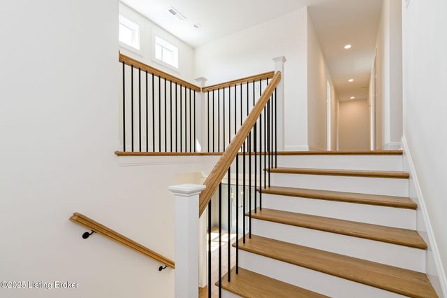 6712 Hypoint Ridge Rd, Crestwood, KY 40014