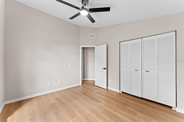 5521 OAK STREET, Mount Dora, FL 32757