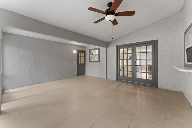 5521 OAK STREET, Mount Dora, FL 32757