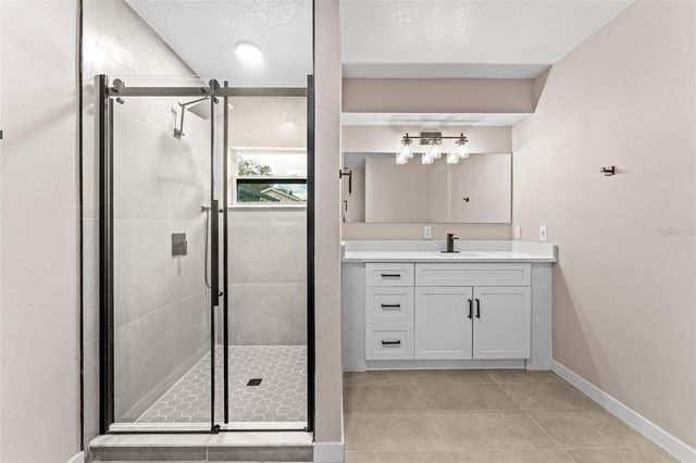 5521 OAK STREET, Mount Dora, FL 32757