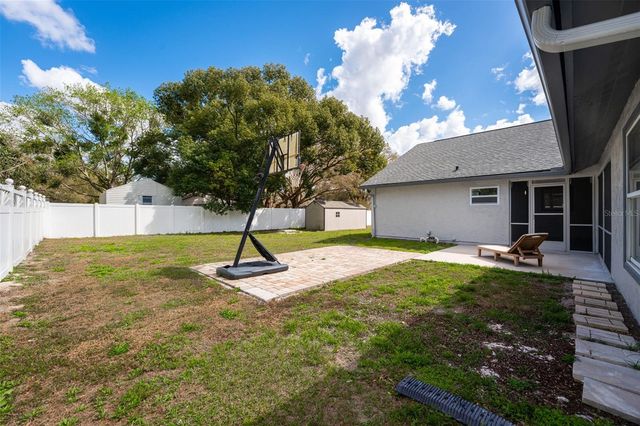 5521 OAK STREET, Mount Dora, FL 32757