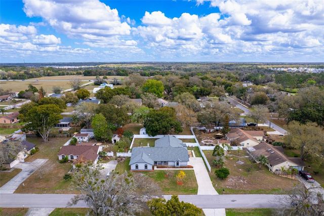 5521 OAK STREET, Mount Dora, FL 32757