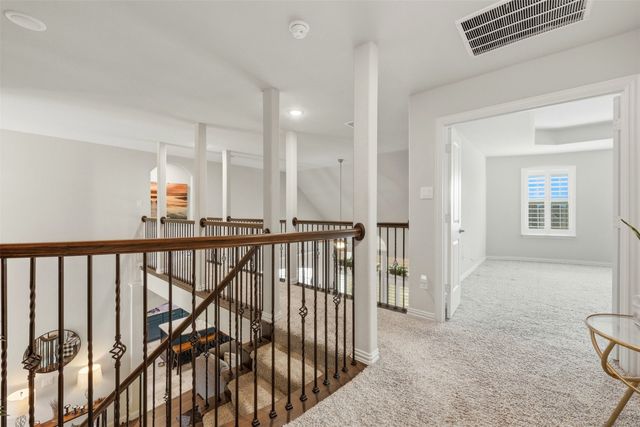 418 Crestview Drive, Midlothian, TX 76065