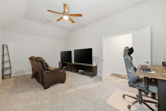 418 Crestview Drive, Midlothian, TX 76065