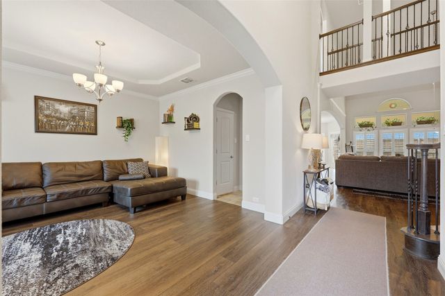 418 Crestview Drive, Midlothian, TX 76065